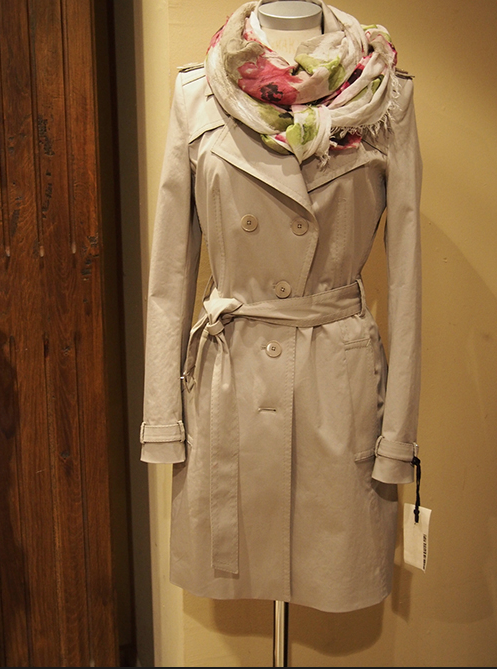 Trench Drykorn 349,00