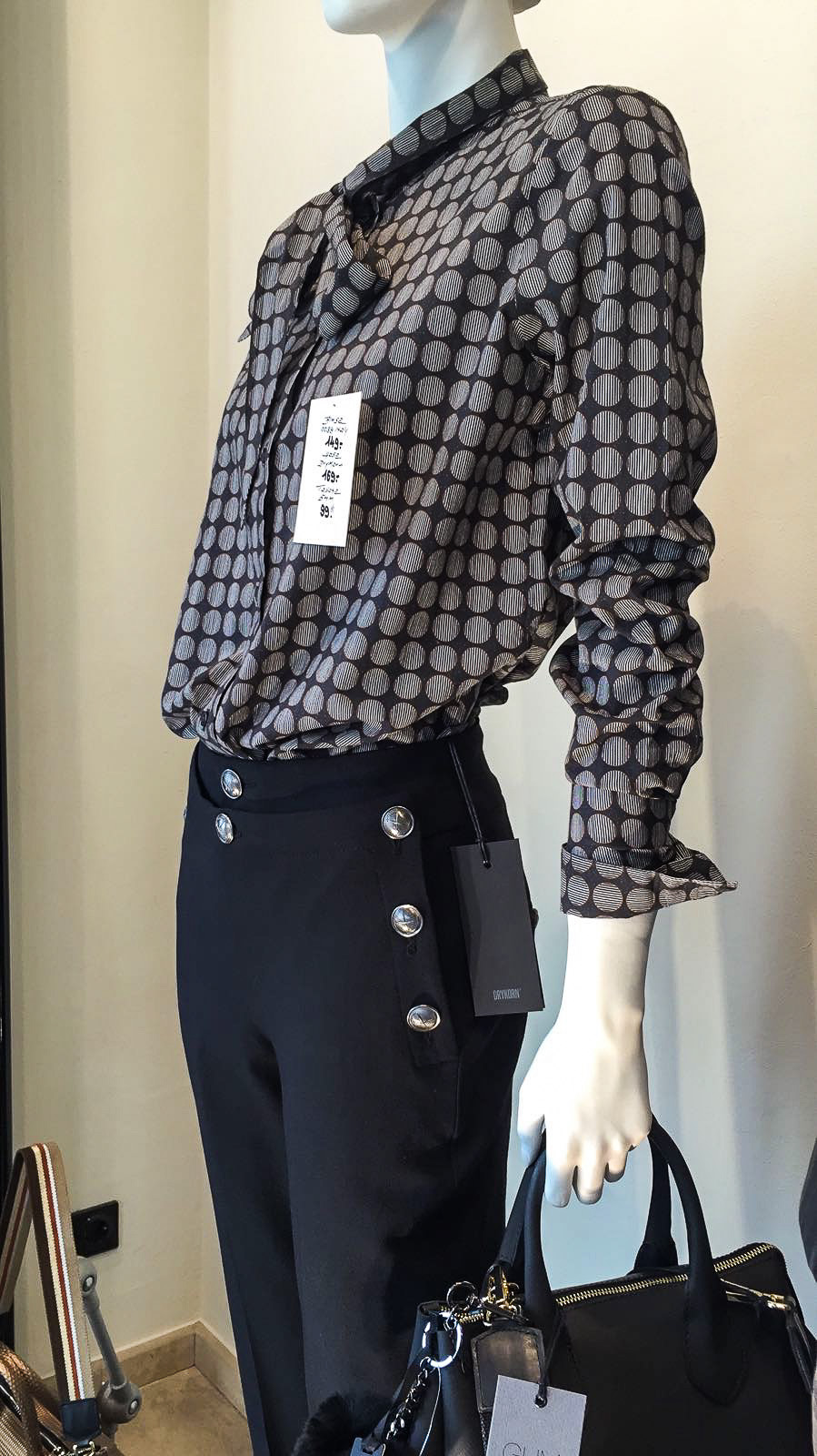 Bluse von 0039 Italy, Hose von Drykorn - Wintermode 2016 Bluse von 0039 Italy, Hose von Drykorn - Wintermode 2016