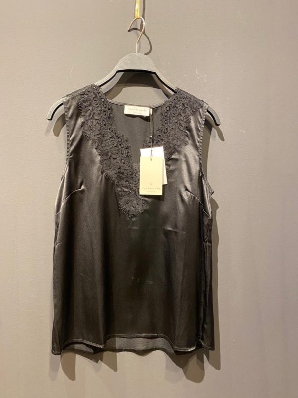 Rosemunde Seidentop in Schwarz